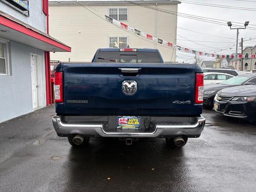 Patriot Blue Pearlcoat 2020 RAM 1500 Big Horn/Lone Star