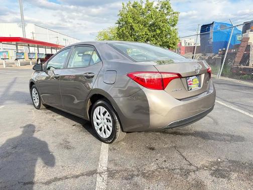 Gray 2017 Toyota Corolla LE