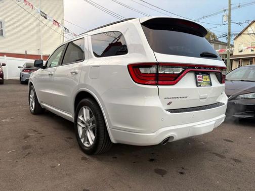 White Knuckle Clearcoat 2023 Dodge Durango R/T Plus AWD