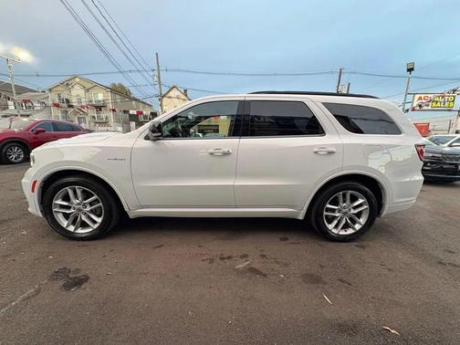 White Knuckle Clearcoat 2023 Dodge Durango R/T Plus AWD
