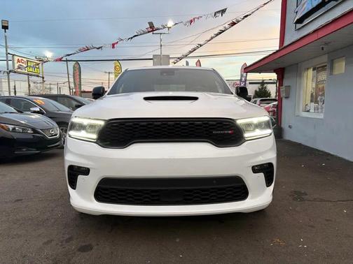 White Knuckle Clearcoat 2023 Dodge Durango R/T Plus AWD