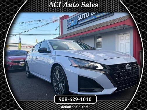 White 2024 Nissan Altima SR VC-Turbo FWD