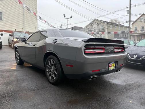 Destroyer Gray Clearcoat 2018 Dodge Challenger GT