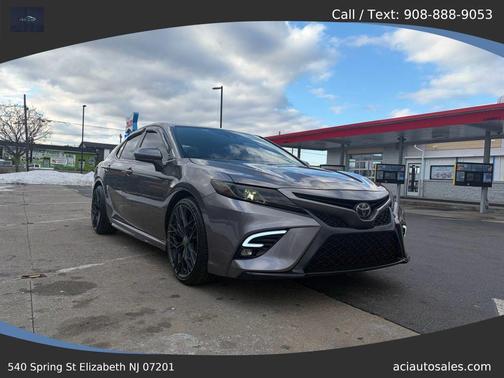 Predawn Gray Mica 2019 Toyota Camry SE