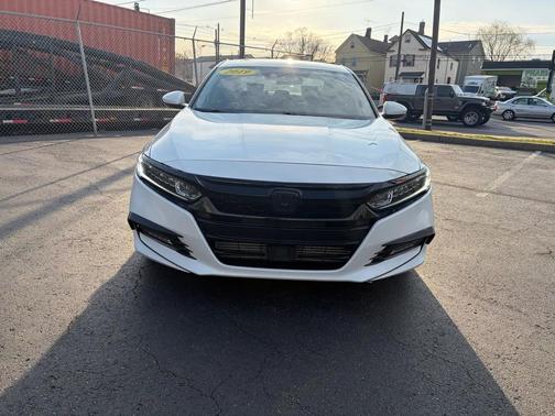 Platinum White Pearl 2019 Honda Accord EX