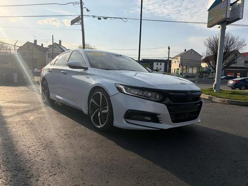 Platinum White Pearl 2019 Honda Accord EX