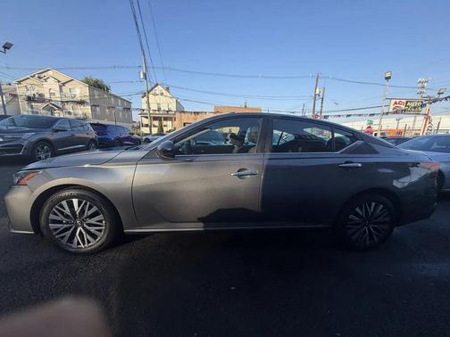 Gun Metallic 2025 Nissan Altima 2.5 SV