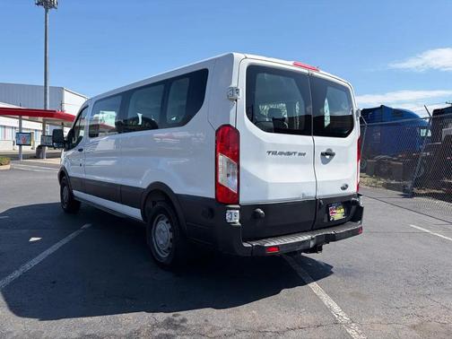 Oxford White 2018 Ford Transit-350 XL