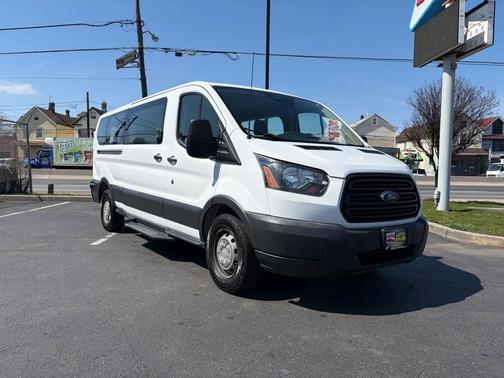 Oxford White 2018 Ford Transit-350 XL