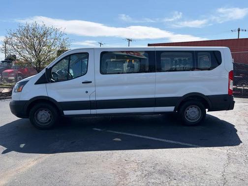 Oxford White 2018 Ford Transit-350 XL