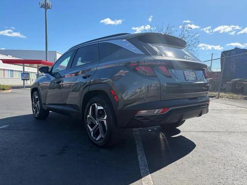 Amazon Gray 2024 Hyundai TUCSON Plug-In Hybrid SEL