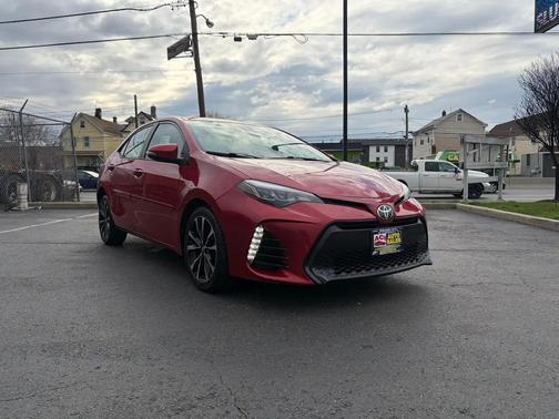 Barcelona Red Metallic 2017 Toyota Corolla SE