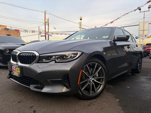 Mineral Gray Metallic 2019 BMW 330 xDrive