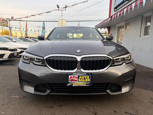 Mineral Gray Metallic 2019 BMW 330 xDrive
