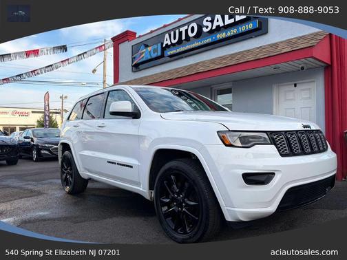 White 2021 Jeep Grand Cherokee Laredo
