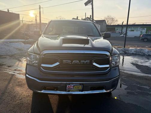 Granite Crystal Metallic 2016 RAM 1500 SLT