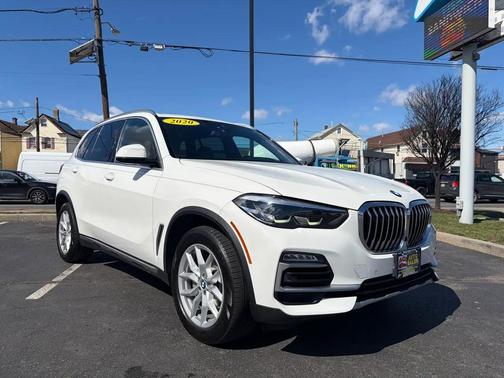 White 2020 BMW X5 xDrive40i