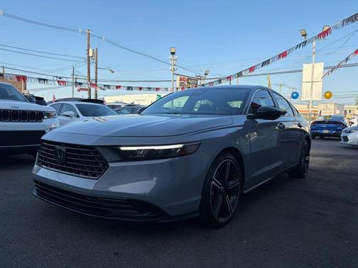 Urban Gray Pearl 2023 Honda Accord Hybrid Sport