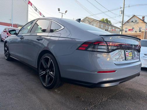 Urban Gray Pearl 2023 Honda Accord Hybrid Sport