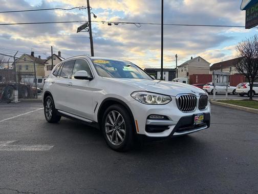 White 2019 BMW X3 xDrive30i
