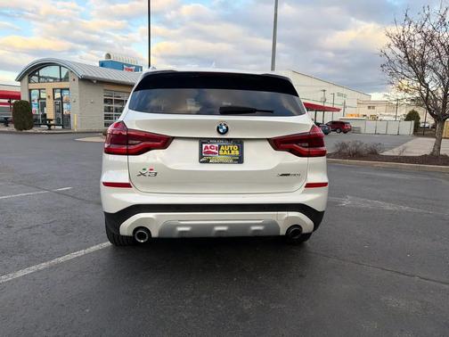 White 2019 BMW X3 xDrive30i