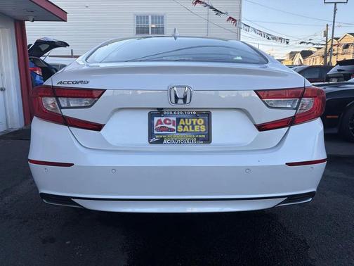 Platinum White Pearl 2021 Honda Accord EX-L 1.5T