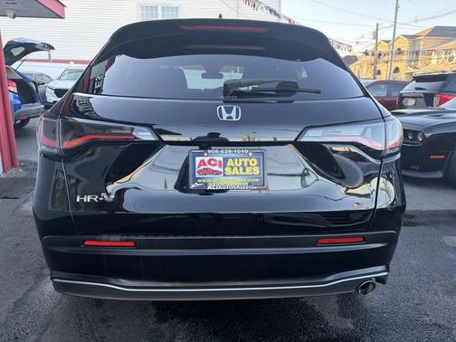 Crystal Black Pearl 2024 Honda HR-V Sport AWD