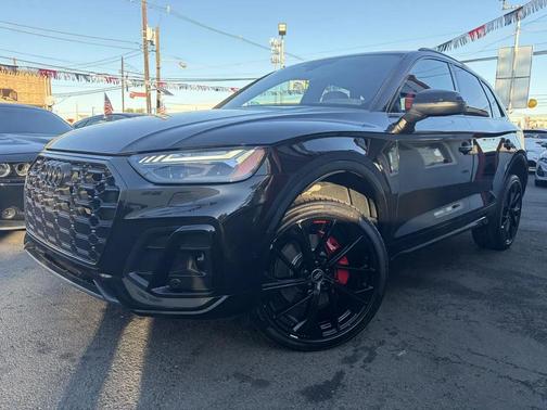 Mythos Black Metallic 2023 Audi SQ5 3.0T Prestige