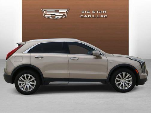 2022 Cadillac XT4 Premium Luxury