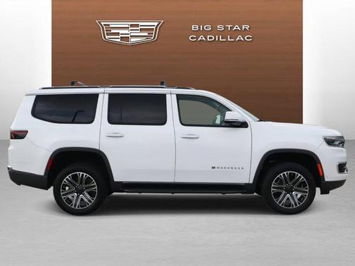 2022 Jeep Wagoneer Series III 4x4