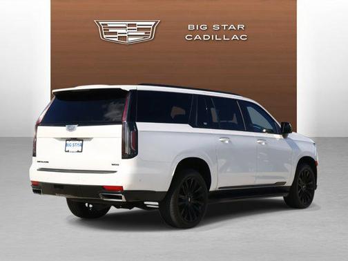 2022 Cadillac Escalade ESV Premium Luxury