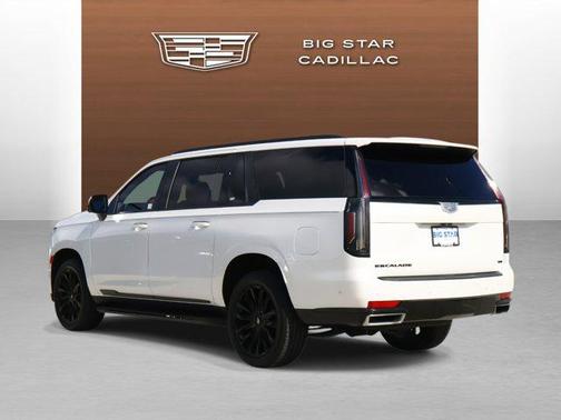2022 Cadillac Escalade ESV Premium Luxury