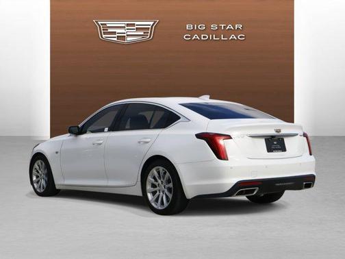 2022 Cadillac CT5 Luxury