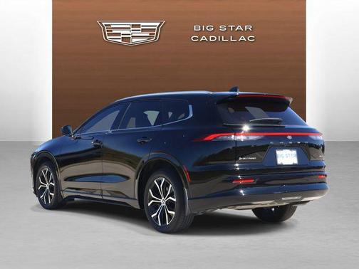 Black 2025 Toyota Crown Signia XLE