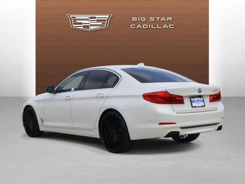 2020 BMW 540 540i