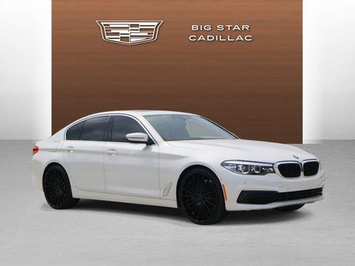 2020 BMW 540 540i