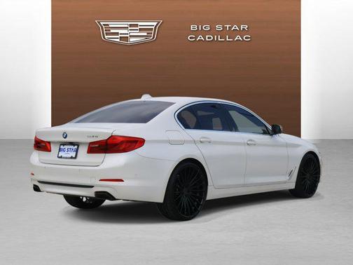 2020 BMW 540 540i