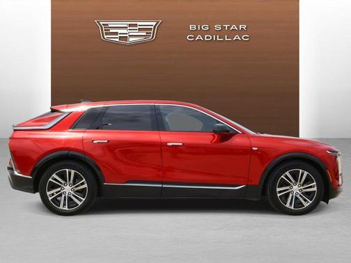 2024 Cadillac LYRIQ Luxury w/1SD