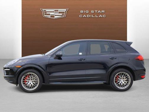 2014 Porsche Cayenne GTS
