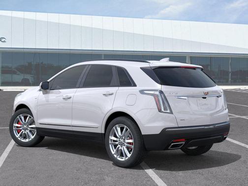 Crystal White Tricoat 2026 Cadillac XT5 Sport