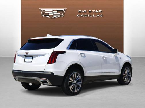 Crystal White Tricoat 2024 Cadillac XT5 Premium Luxury