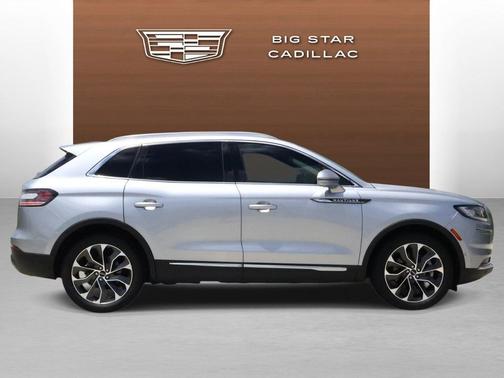 Silver Radiance 2021 Lincoln Nautilus Reserve
