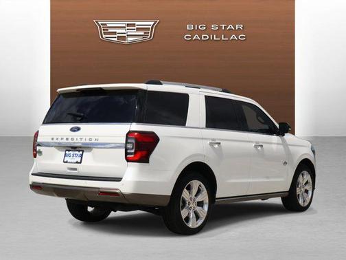 Star White Metallic Tri-Coat 2024 Ford Expedition King Ranch