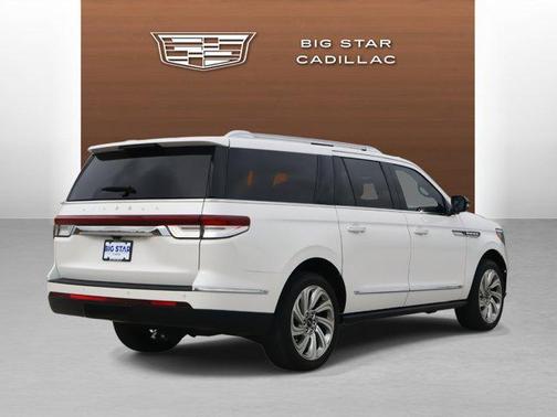 2024 Lincoln Navigator Reserve