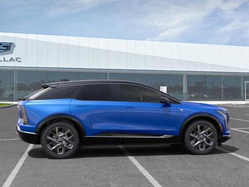 2025 Cadillac OPTIQ Luxury