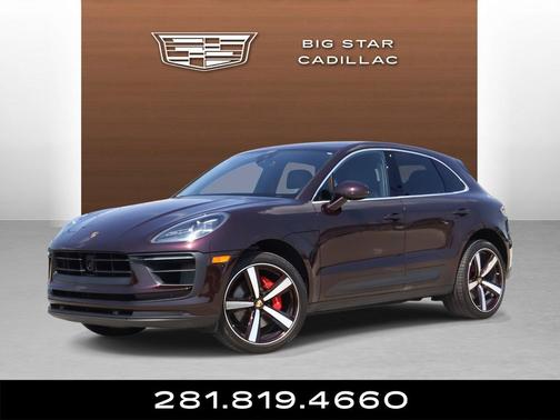 Copper Ruby Metallic 2023 Porsche Macan Macan