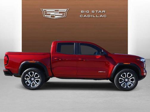 2024 GMC Canyon AT4
