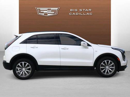 Crystal White Tricoat 2022 Cadillac XT4 Sport