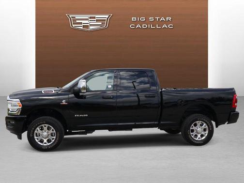Diamond Black Crystal Pearlcoat 2024 RAM 2500 Laramie Crew Cab 4x4 6'4' Box