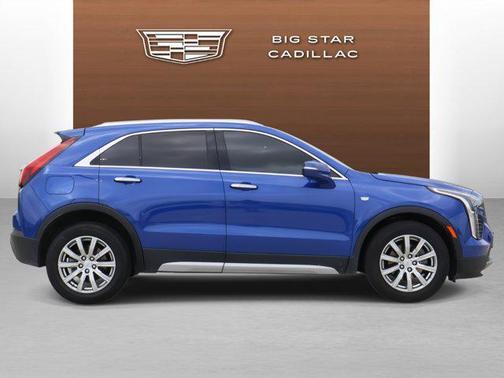 2023 Cadillac XT4 Premium Luxury